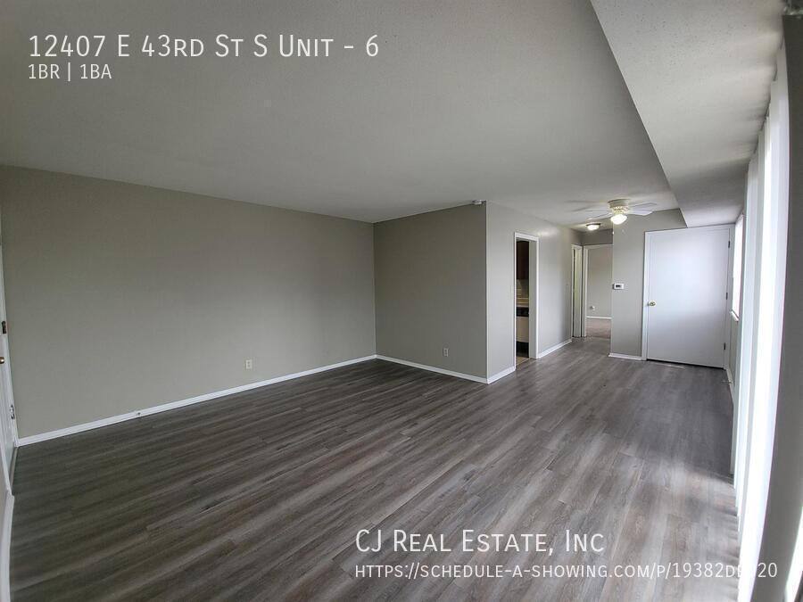 Apartment for rent at 12407 E 43rd St S #6, Independence, MO 64055