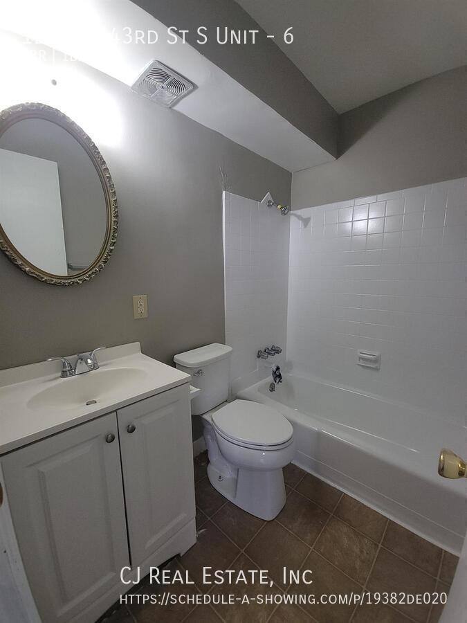 Apartment for rent at 12407 E 43rd St S #6, Independence, MO 64055