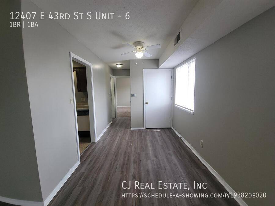 Apartment for rent at 12407 E 43rd St S #6, Independence, MO 64055