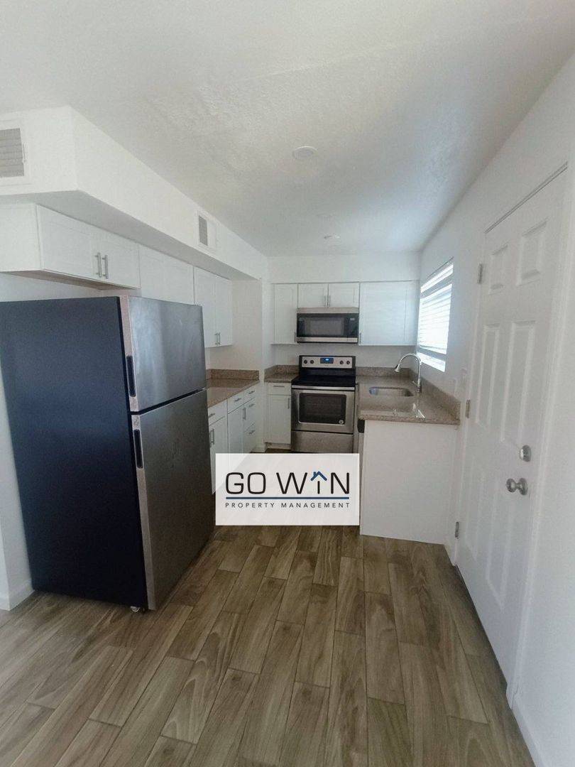 Apartment for rent at 1021 N 28th St, Phoenix, AZ 85008