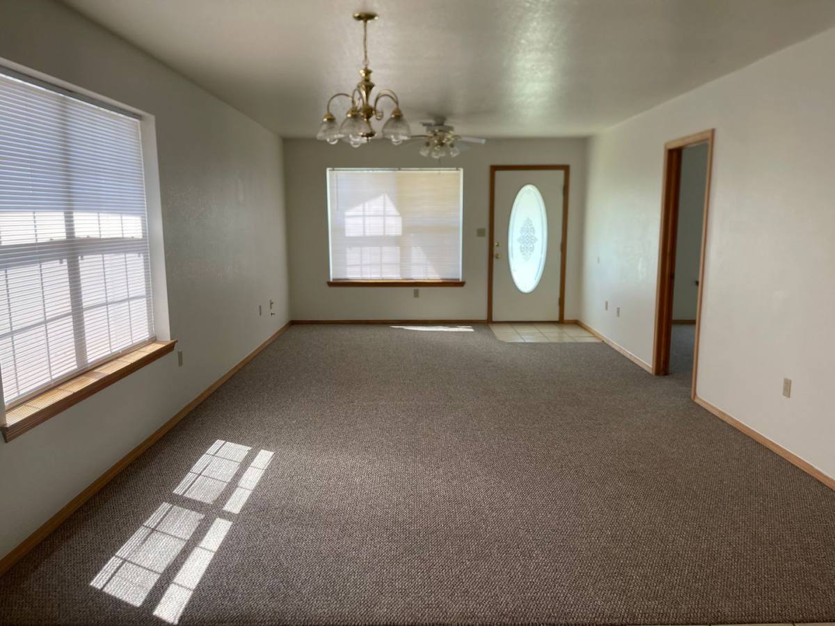 House for rent at 917 E Delaware, McAlester, OK 74501
