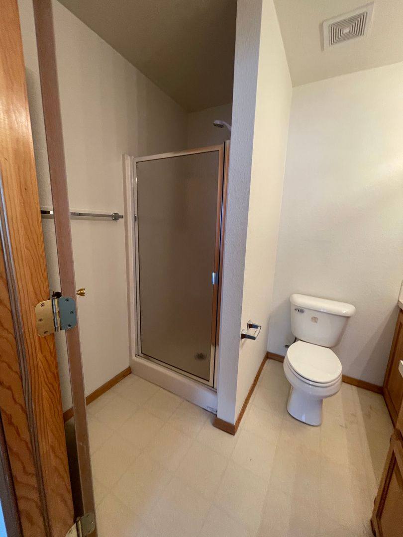House for rent at 917 E Delaware, McAlester, OK 74501