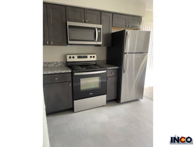 Apartment for rent at 634 W Crestline Ave, Littleton, CO 80120