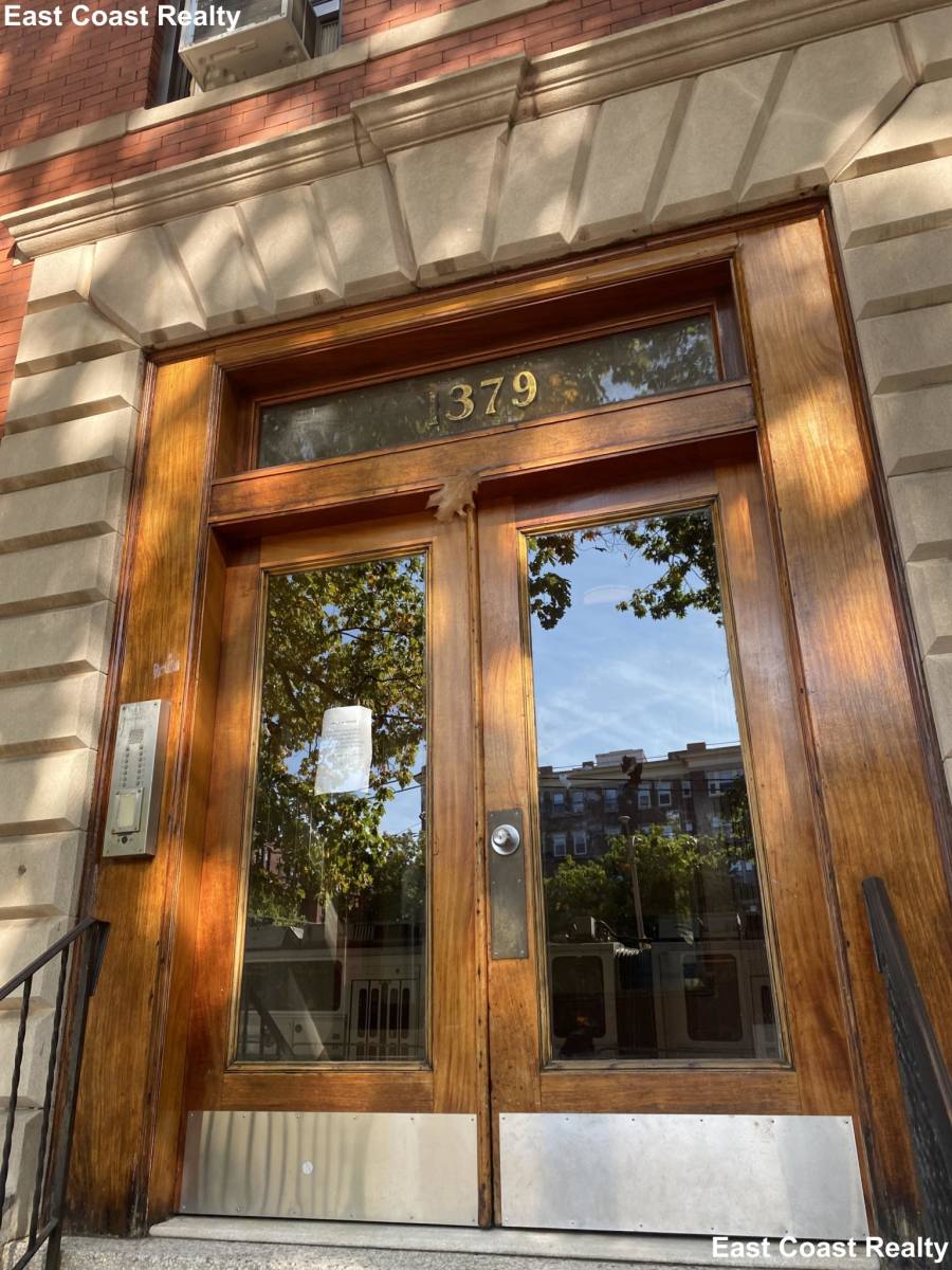 Apartment for rent at 1379 Commonwealth Ave #6, Allston, MA 02134