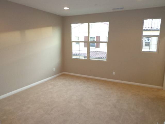Townhouse for rent at 132 Capricorn, Irvine, CA 92618