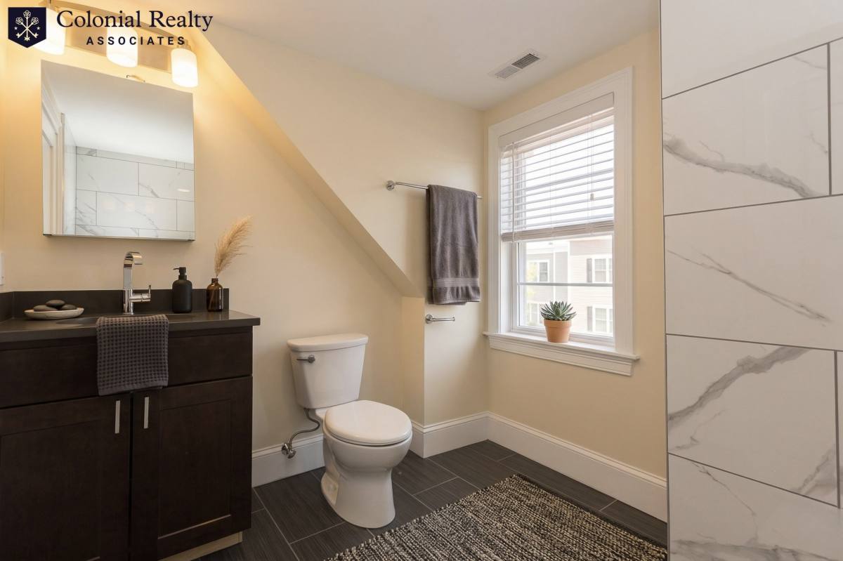 Apartment for rent at 9-11 Rock Valley #2, Everett, MA 02149