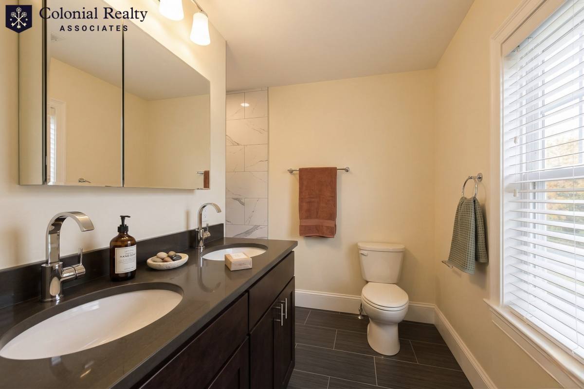 Apartment for rent at 9-11 Rock Valley #2, Everett, MA 02149