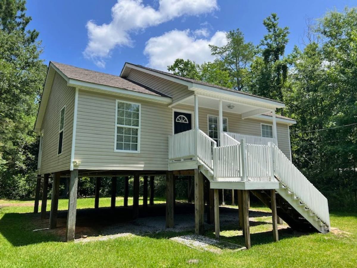 House for rent at 6038 W Adams St, Bay Saint Louis, MS 39520