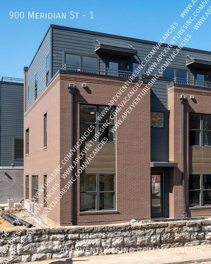 Apartment for rent at 900 Meridian St #1, Nashville, TN 37207