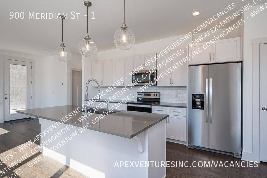 Apartment for rent at 900 Meridian St #1, Nashville, TN 37207