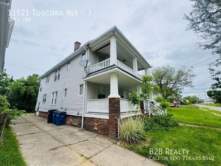 Apartment for rent at 11521 Tuscora Ave #3, Cleveland, OH 44108