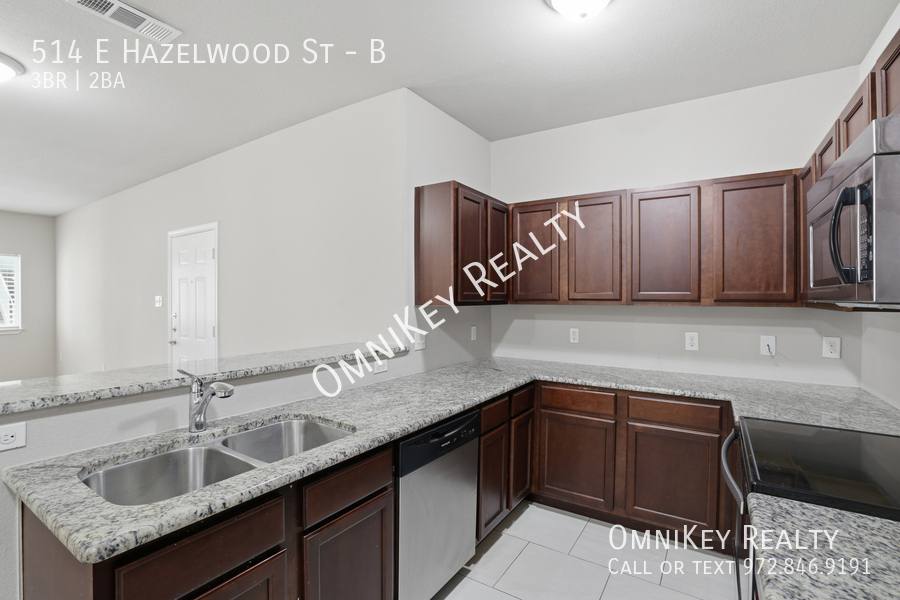 Apartment for rent at 514 E Hazelwood St #B, Princeton, TX 75407