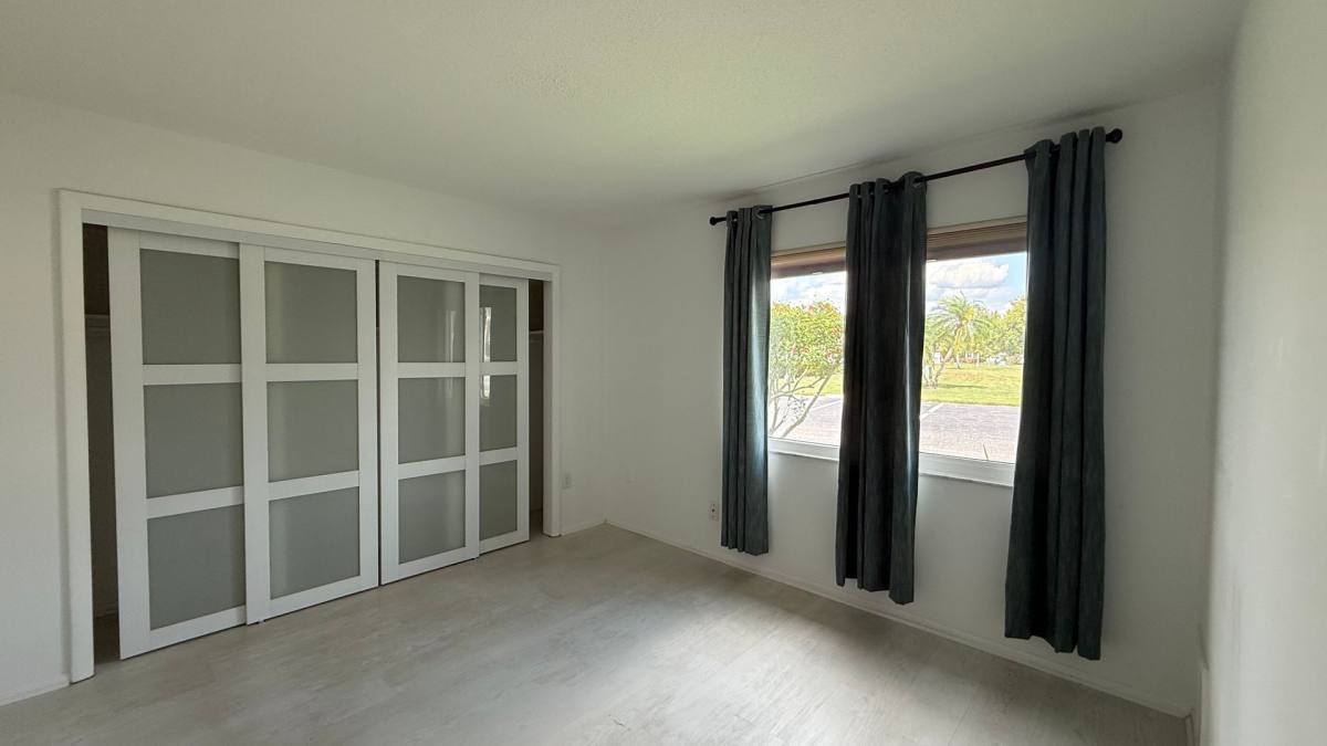 Condo for rent at 5451 Riverbluff Circle, Sarasota, FL 34231