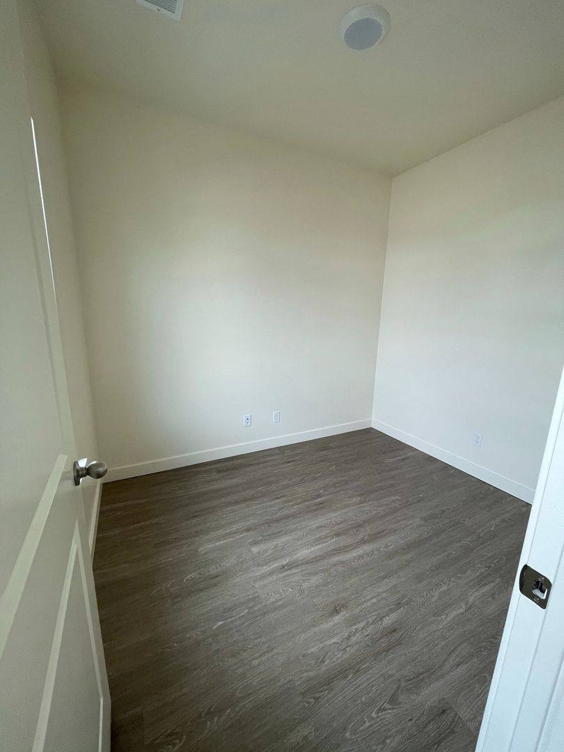 Townhouse for rent at 750 S Depot St, Clearfield, UT 84015