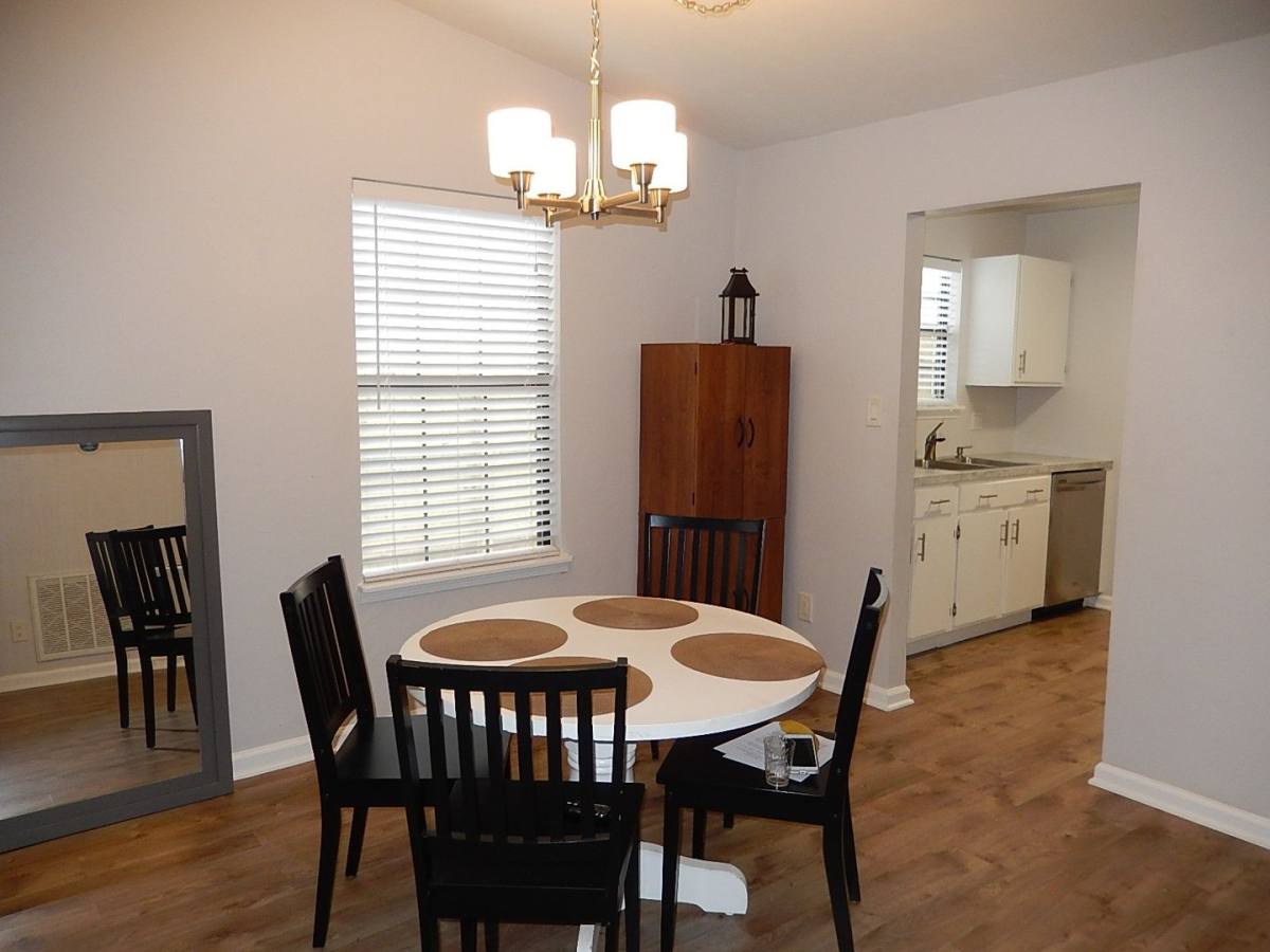 Townhouse for rent at 2469 Raymond Diehl Rd, Tallahassee, FL 32309