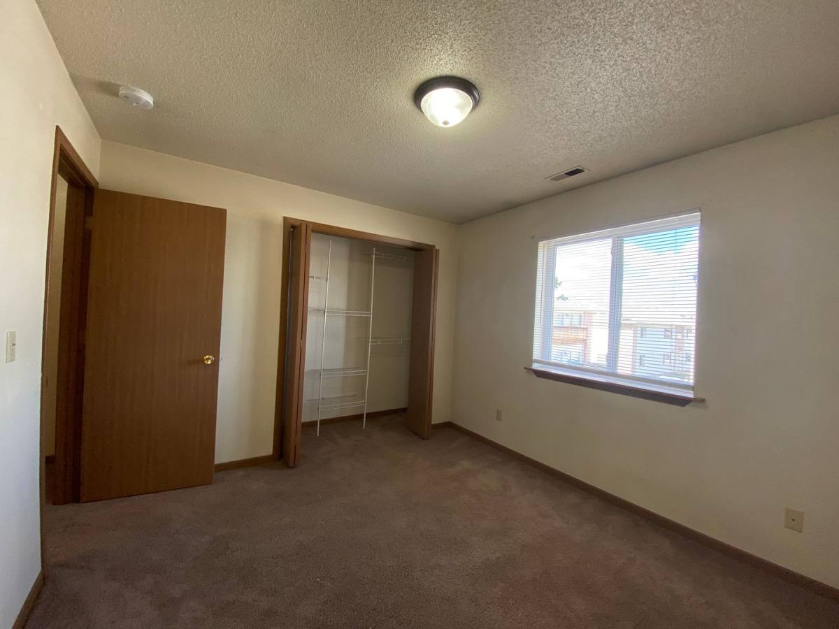Apartment for rent at 145 Sugar Creek Lane, North Liberty, IA 52317