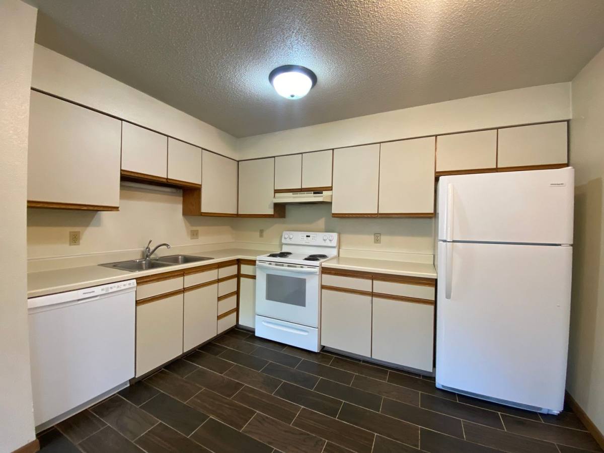 Apartment for rent at 145 Sugar Creek Lane, North Liberty, IA 52317