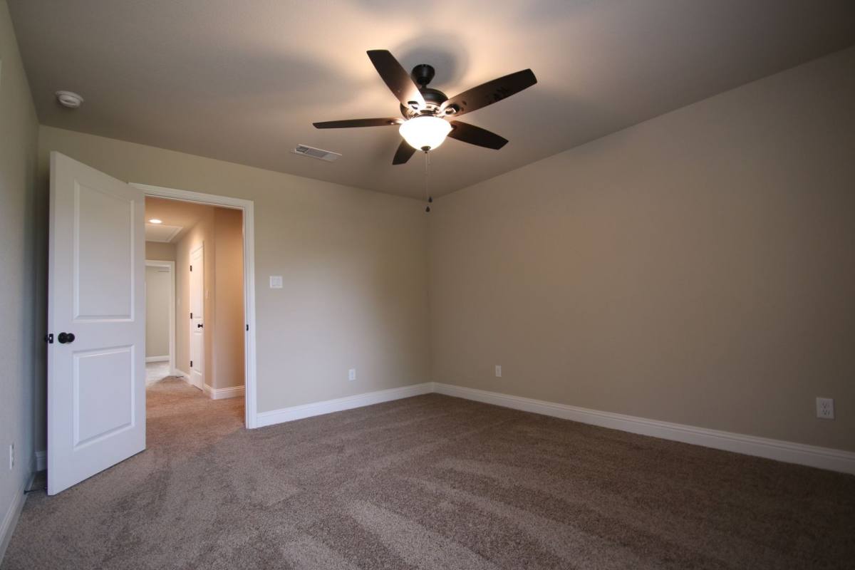 Apartment for rent at 821-823 Jameson St, Weatherford, TX 76086
