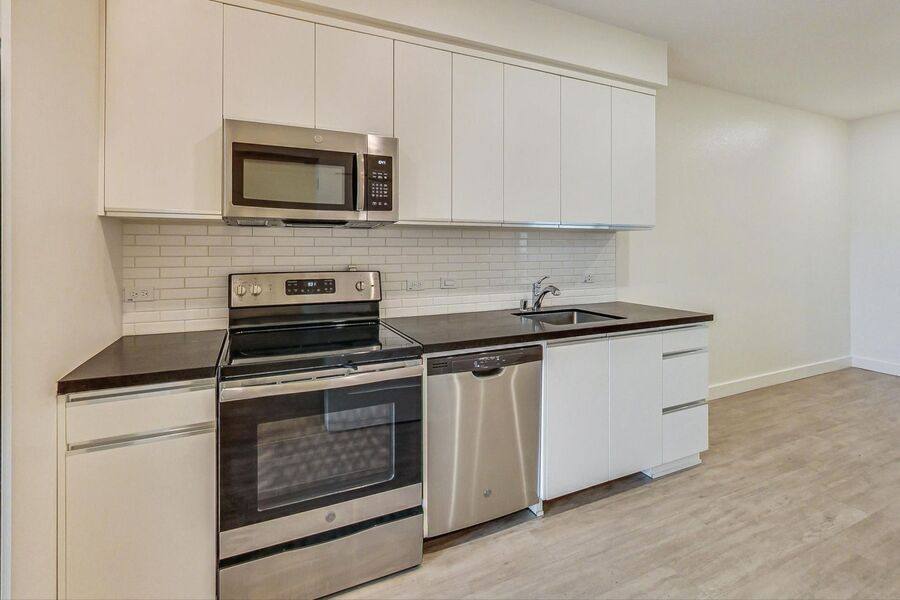 Apartment for rent at 411 29th St #418, Oakland, CA 94609
