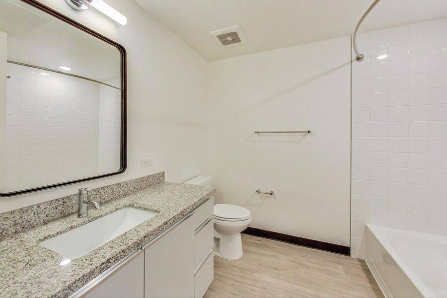 Apartment for rent at 411 29th St #418, Oakland, CA 94609