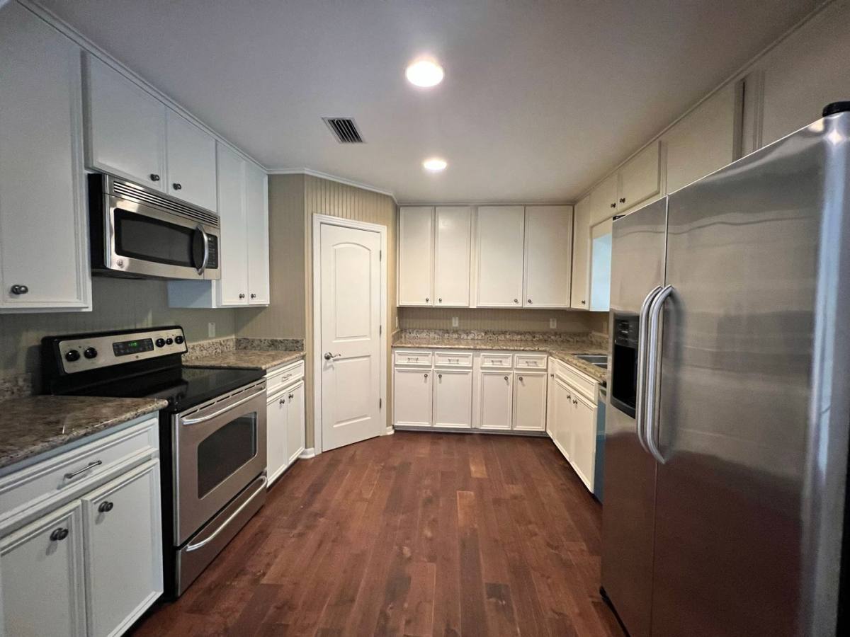 House for rent at 5011 Finley Dr, Austin, TX 78731