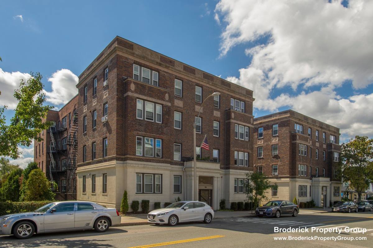 Apartment for rent at 136 Highland Ave #6, Somerville, MA 02143