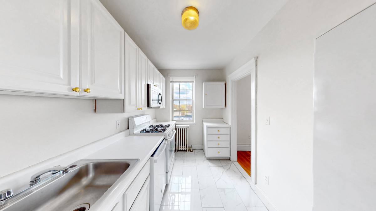 Apartment for rent at 15 Governors Ave, Medford, MA 02155