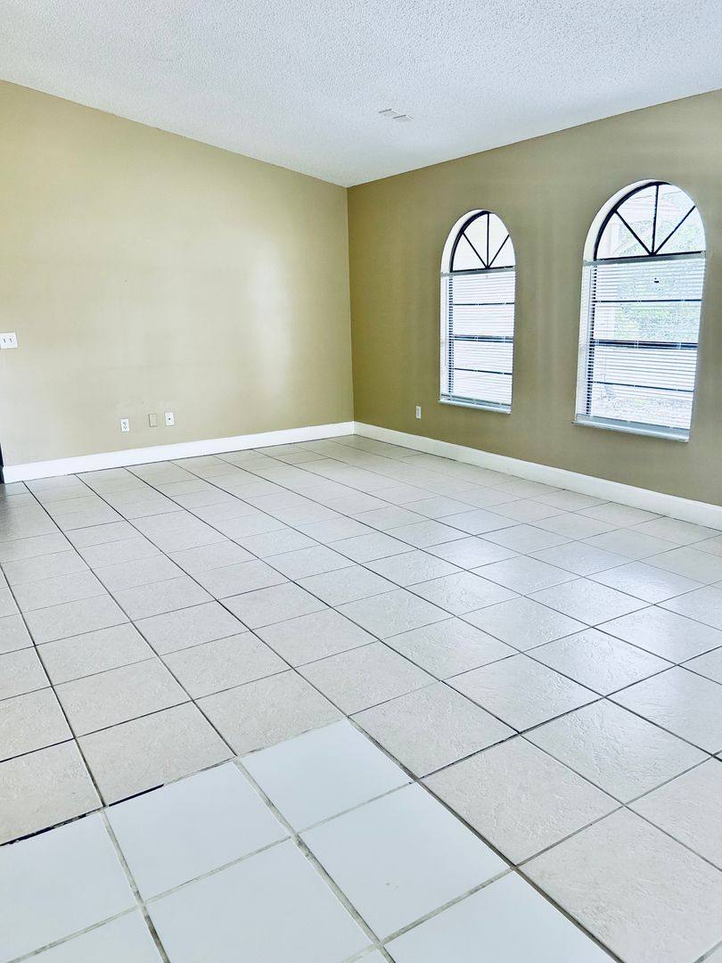 House for rent at 2949 N Covington, Deltona, FL 32738