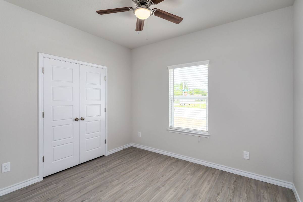 Townhouse for rent at 415 Hudson St, Seguin, TX 78155