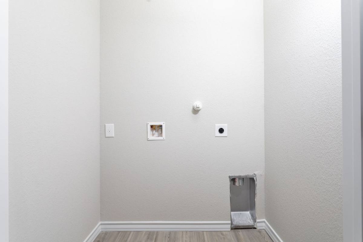 Townhouse for rent at 415 Hudson St, Seguin, TX 78155