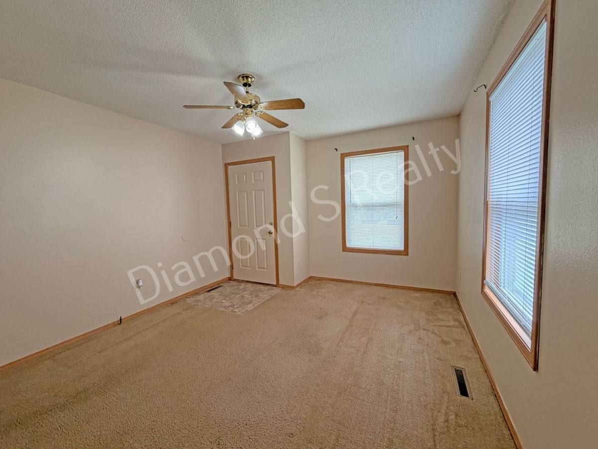 Apartment for rent at 1448 W Rainey St, Ozark, MO 65721