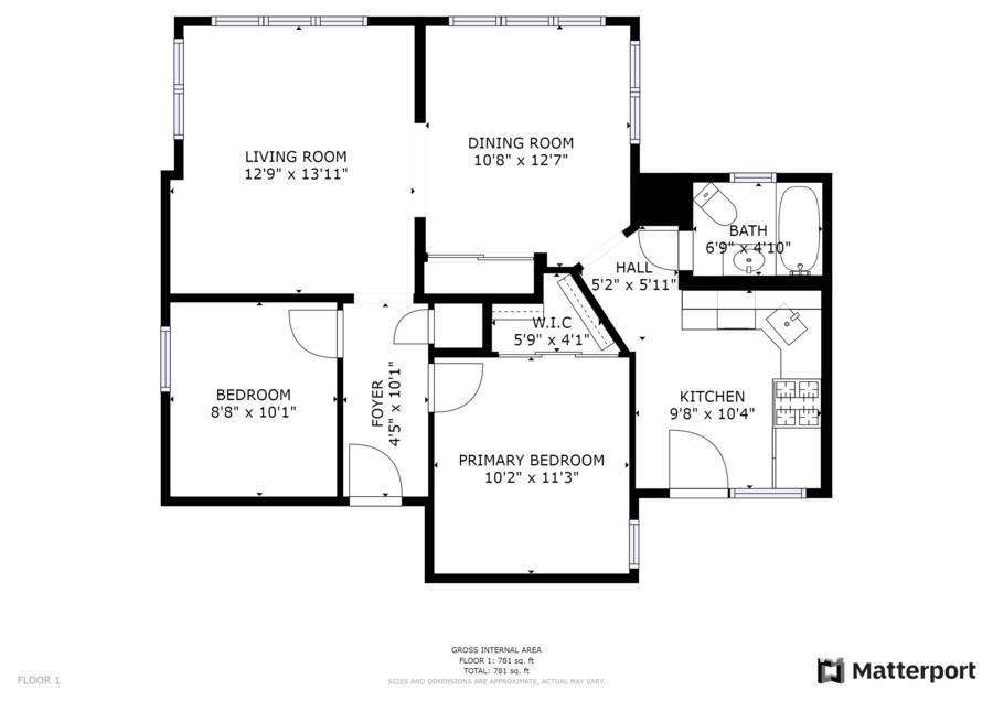 Apartment for rent at 2424 W Fargo St #1, Chicago, IL 60645