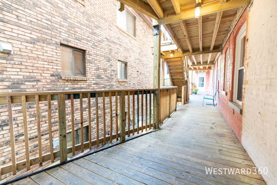 Apartment for rent at 2424 W Fargo St #1, Chicago, IL 60645
