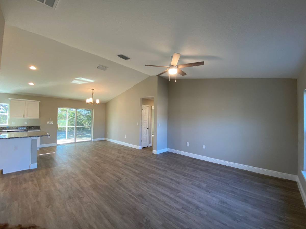 House for rent at 28 Juniper Dr, Ocala, FL 34480