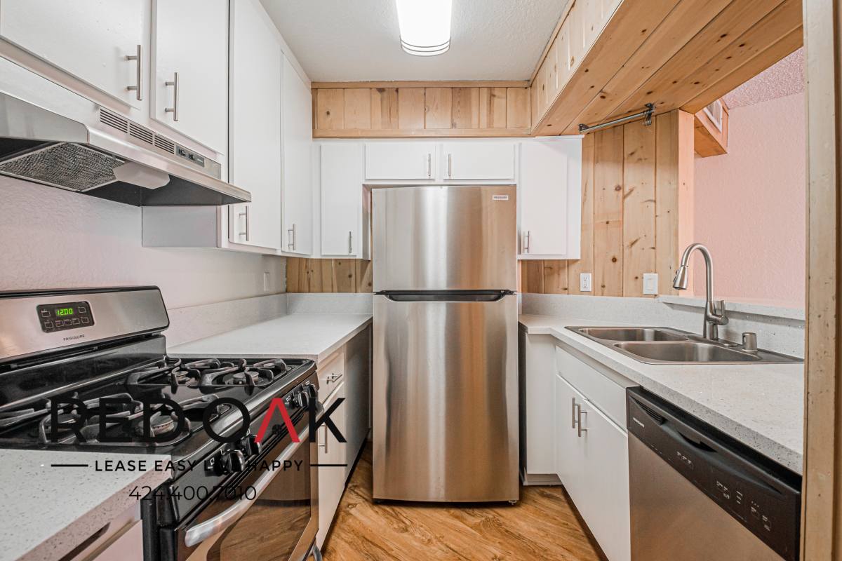 Condo for rent at 6929 Kester Ave #214, Van Nuys, CA 91405