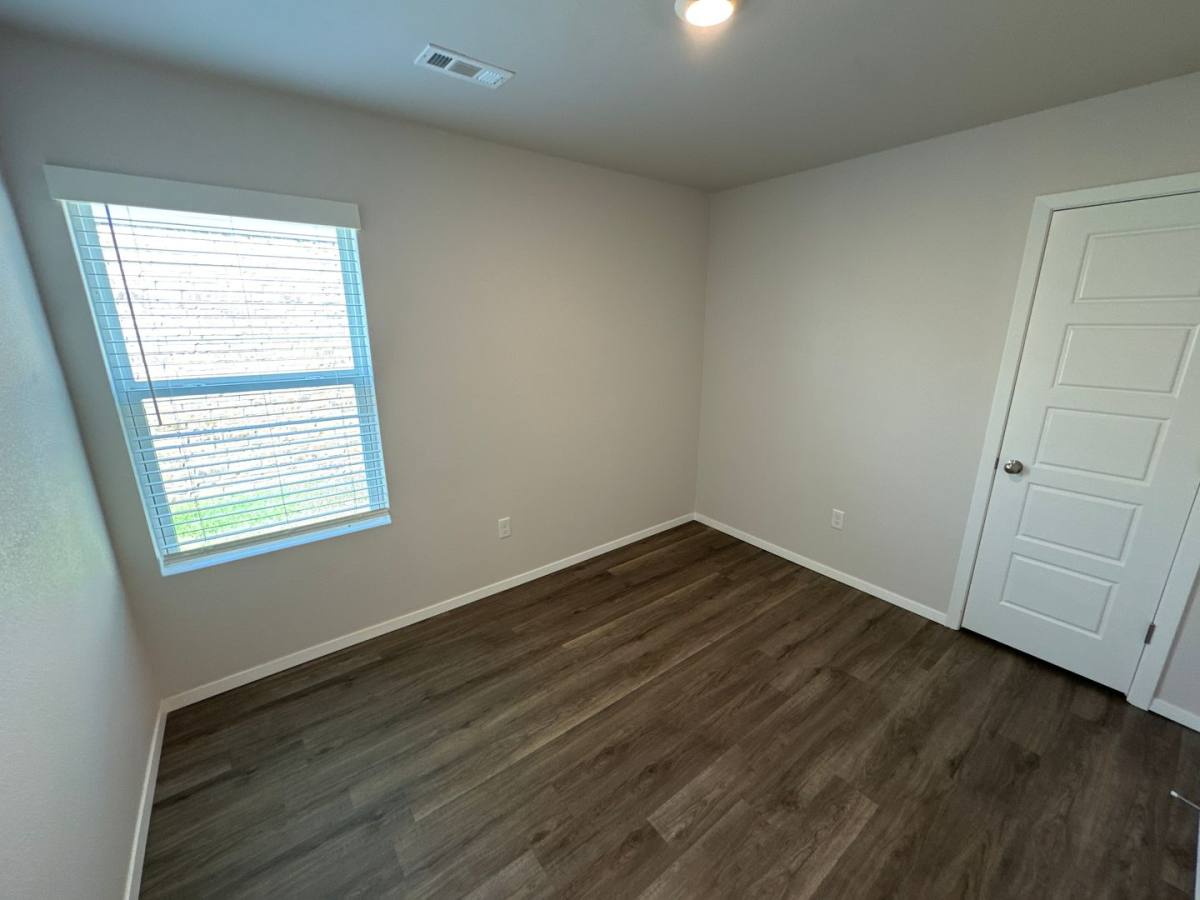 House for rent at 1761 Breckenridge St, Springdale, AR 72764
