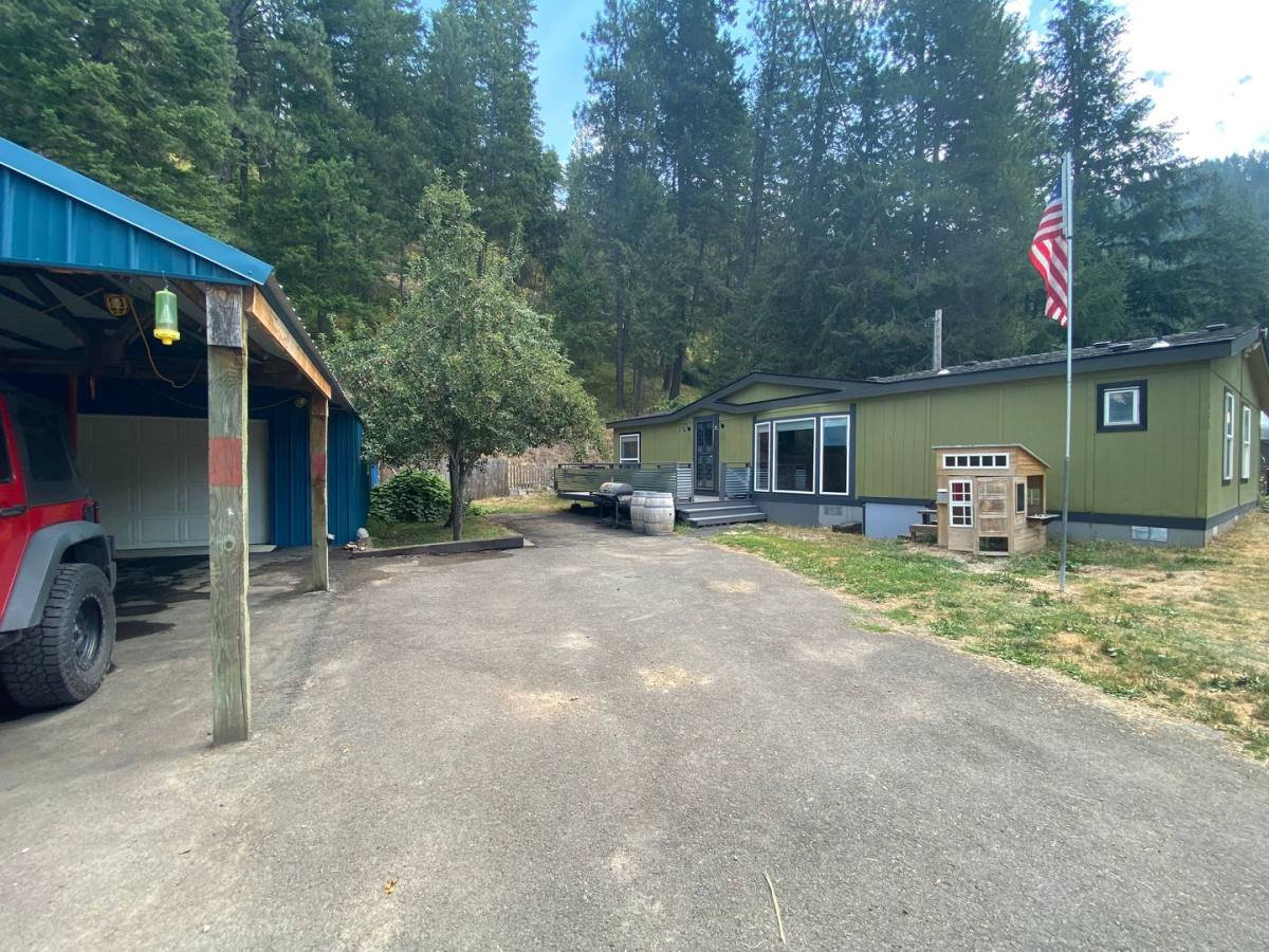 House for rent at 3811 Deer Lane, Loon Lake, WA 99148