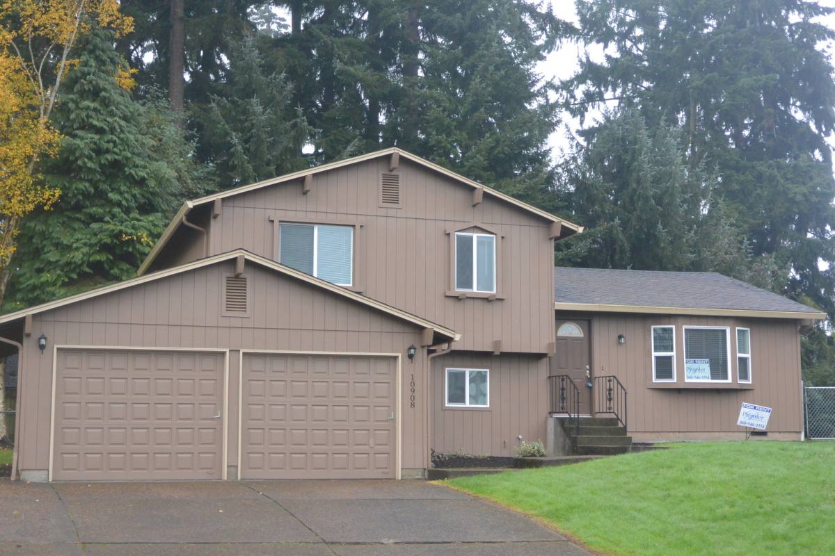 House for rent at 10908 NW 3rd Court, Vancouver, WA 98685