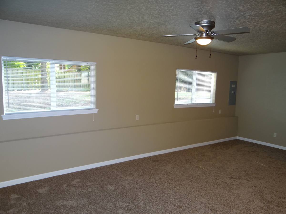 House for rent at 10908 NW 3rd Court, Vancouver, WA 98685