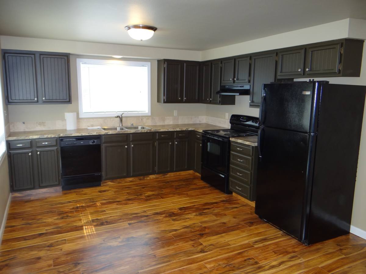 House for rent at 10908 NW 3rd Court, Vancouver, WA 98685