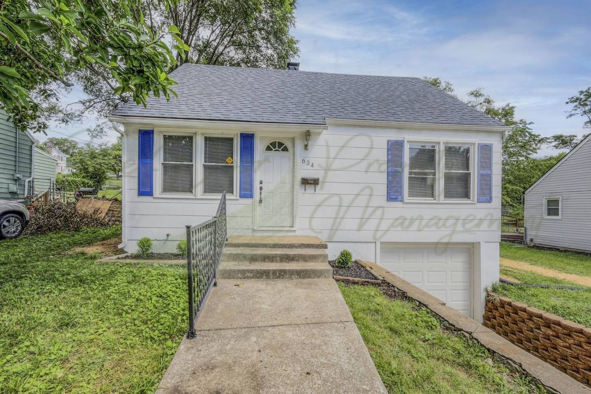 House for rent at 634 Thornton St, Liberty, MO 64068