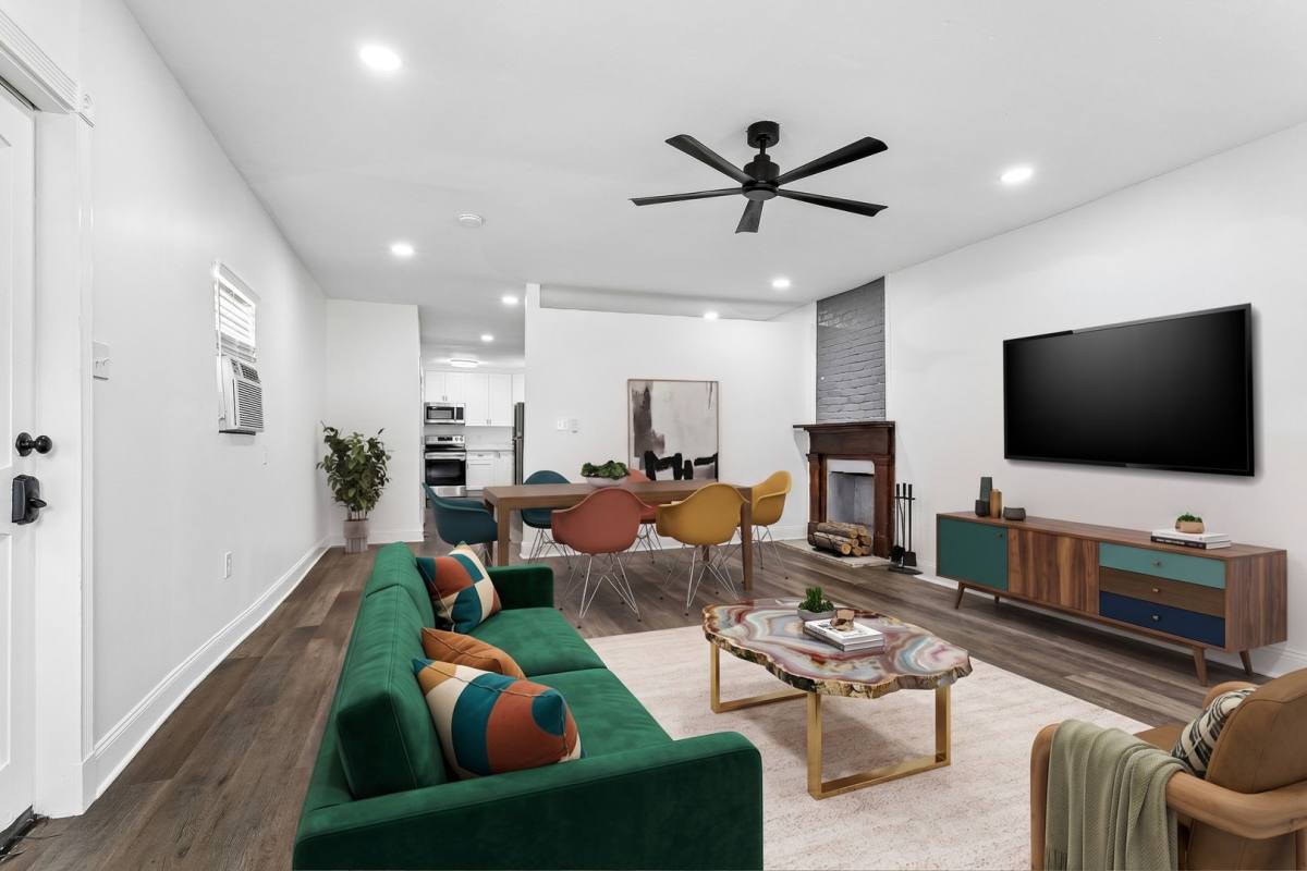 Apartment for rent at 2221 Burgundy St, New Orleans, LA 70117