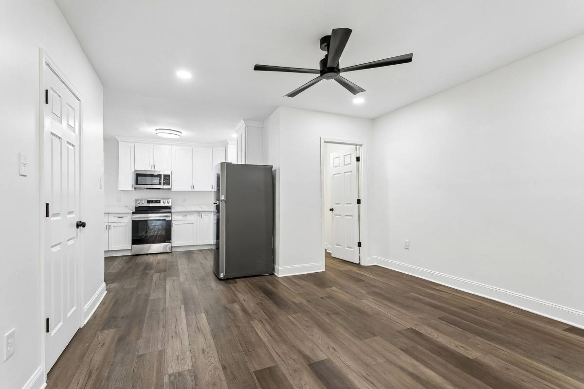 Apartment for rent at 2221 Burgundy St, New Orleans, LA 70117