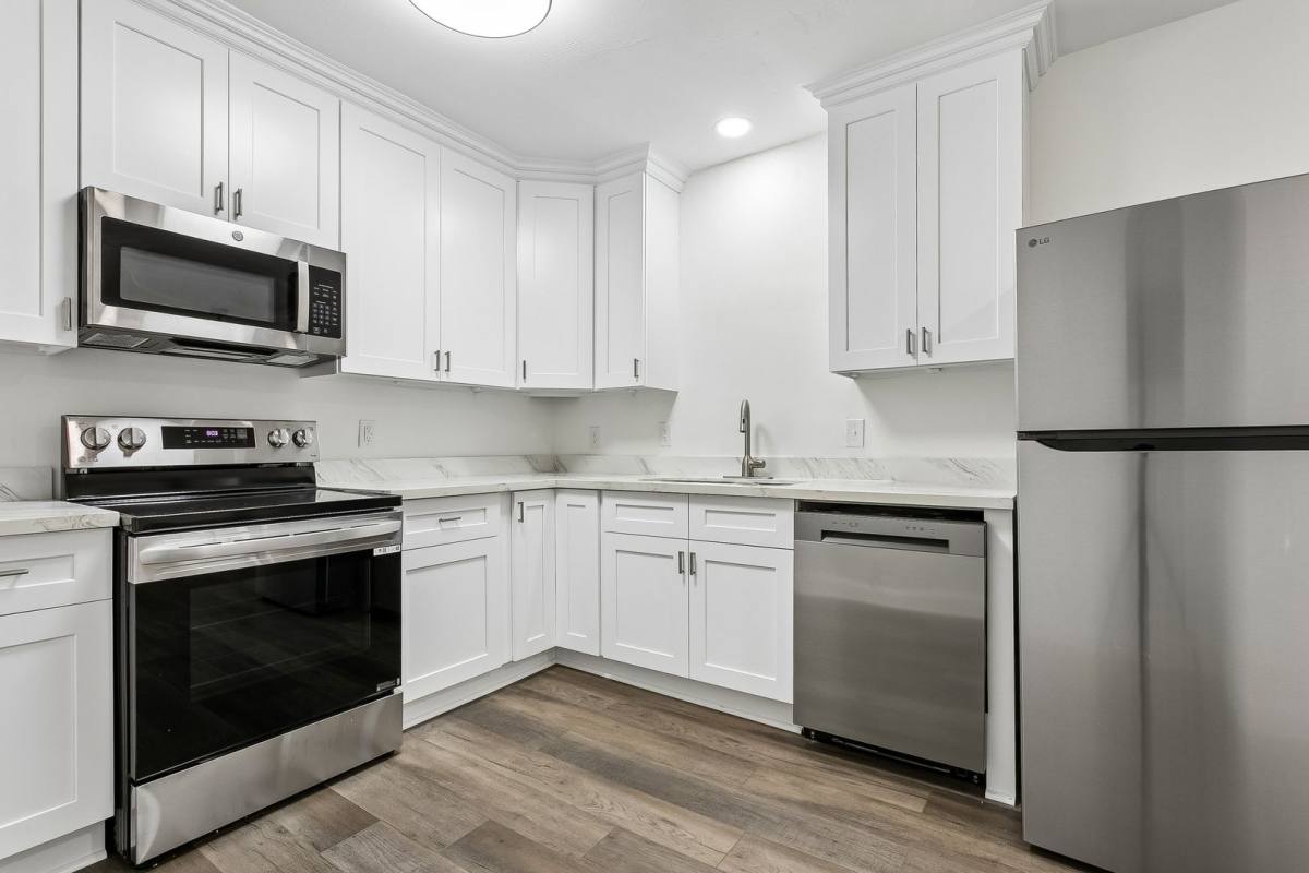 Apartment for rent at 2221 Burgundy St, New Orleans, LA 70117