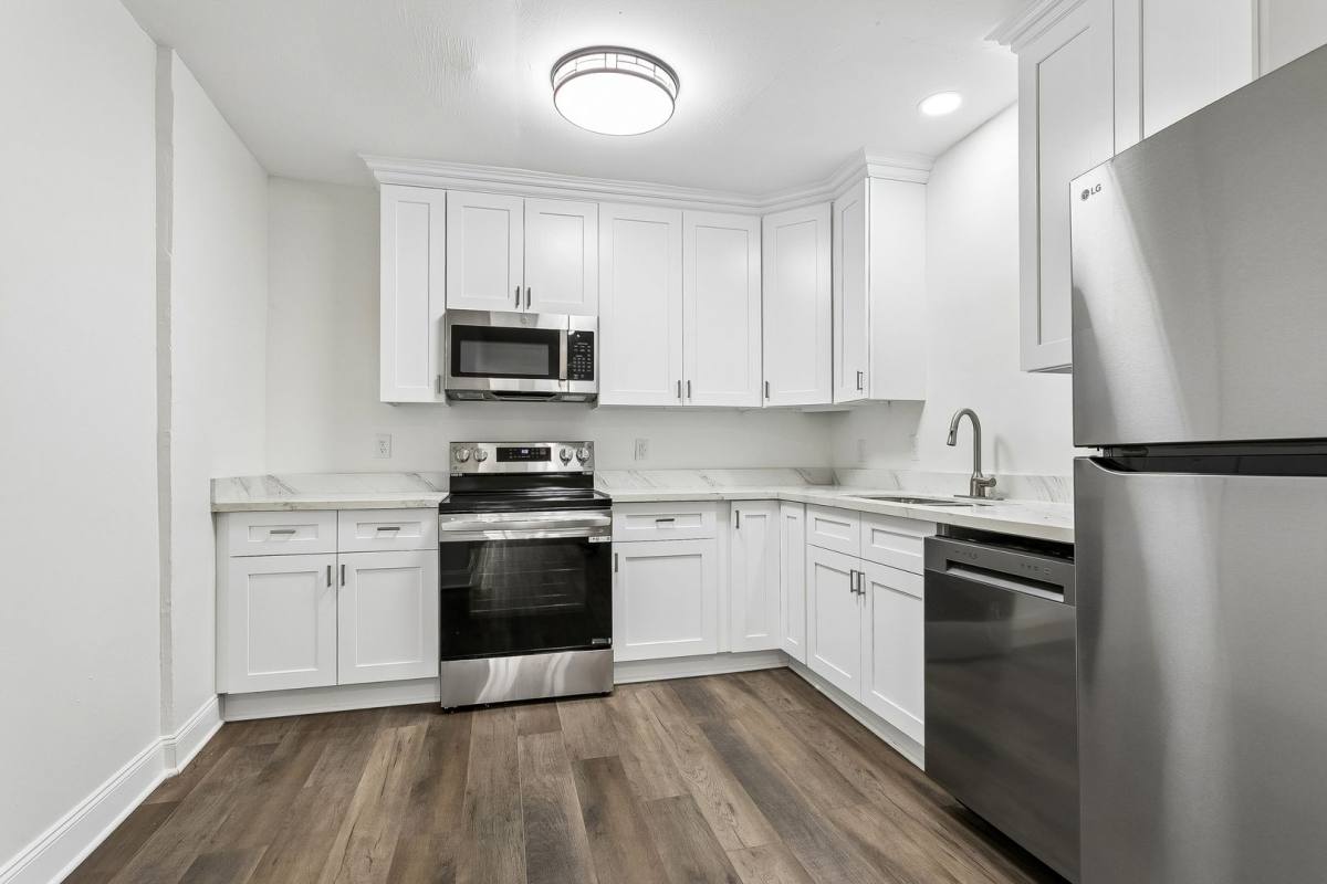 Apartment for rent at 2221 Burgundy St, New Orleans, LA 70117