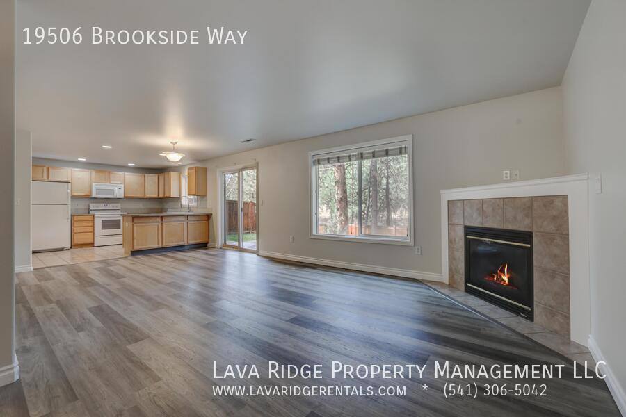 House for rent at 19506 Brookside Way, Bend, OR 97702