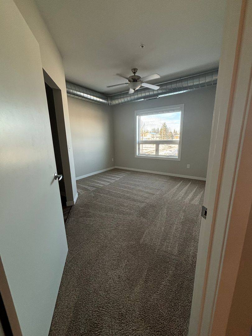 Apartment for rent at 320 F St, Superior, WI 54880