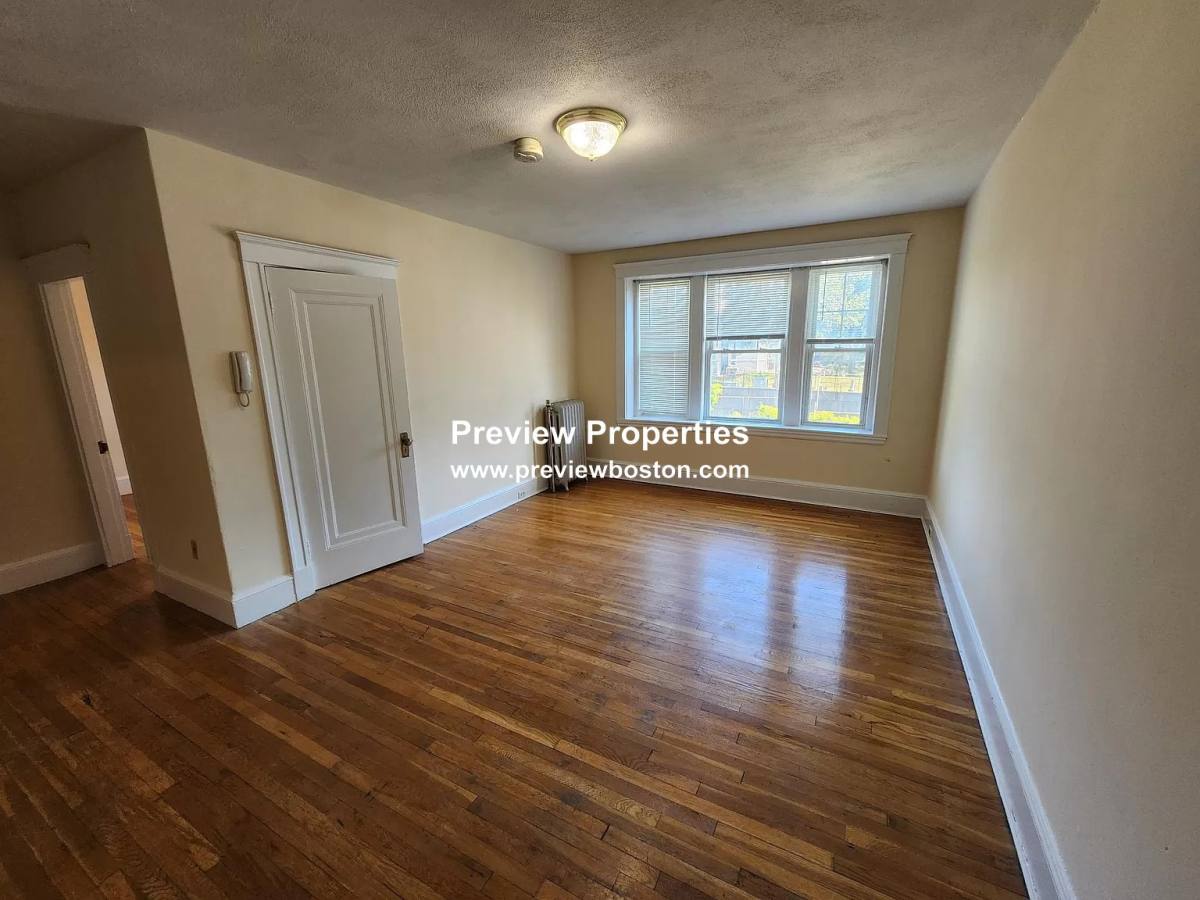 Apartment for rent at 179 Thomas Burgin Parkway #14P, Quincy, MA 02169