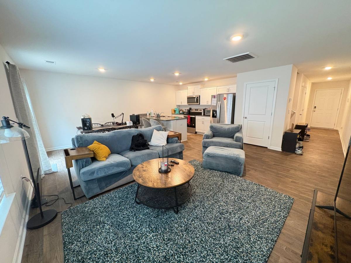 Apartment for rent at 109 Oakmont Valley Trail, Seneca, SC 29678