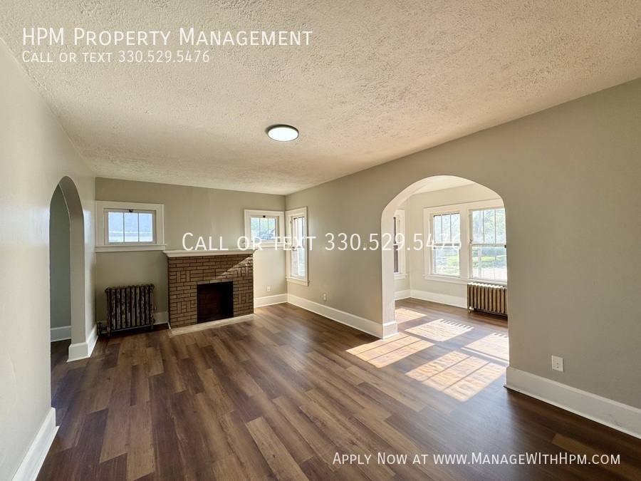 Apartment for rent at 1259 Oxford Ave NW, Canton, OH 44703